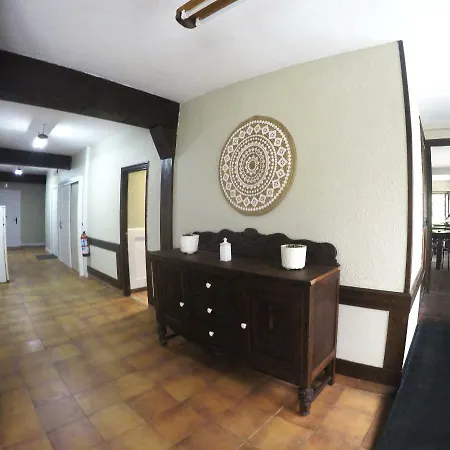 De Peregrinos Gerekiz *