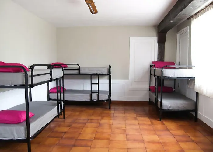 De Peregrinos Gerekiz Hostel *