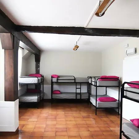 De Peregrinos Gerekiz * Morga